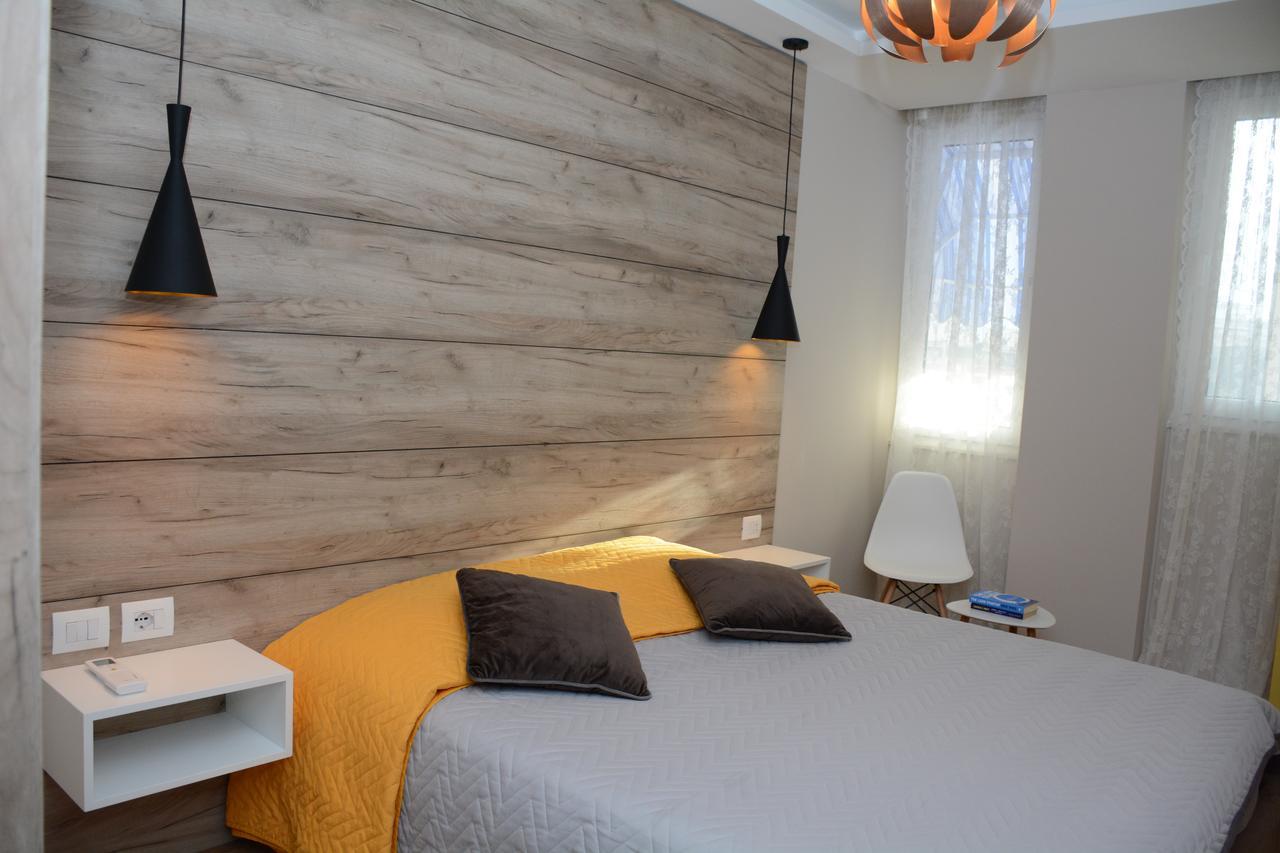Central Luxury Apartment Тирана Екстериор снимка
